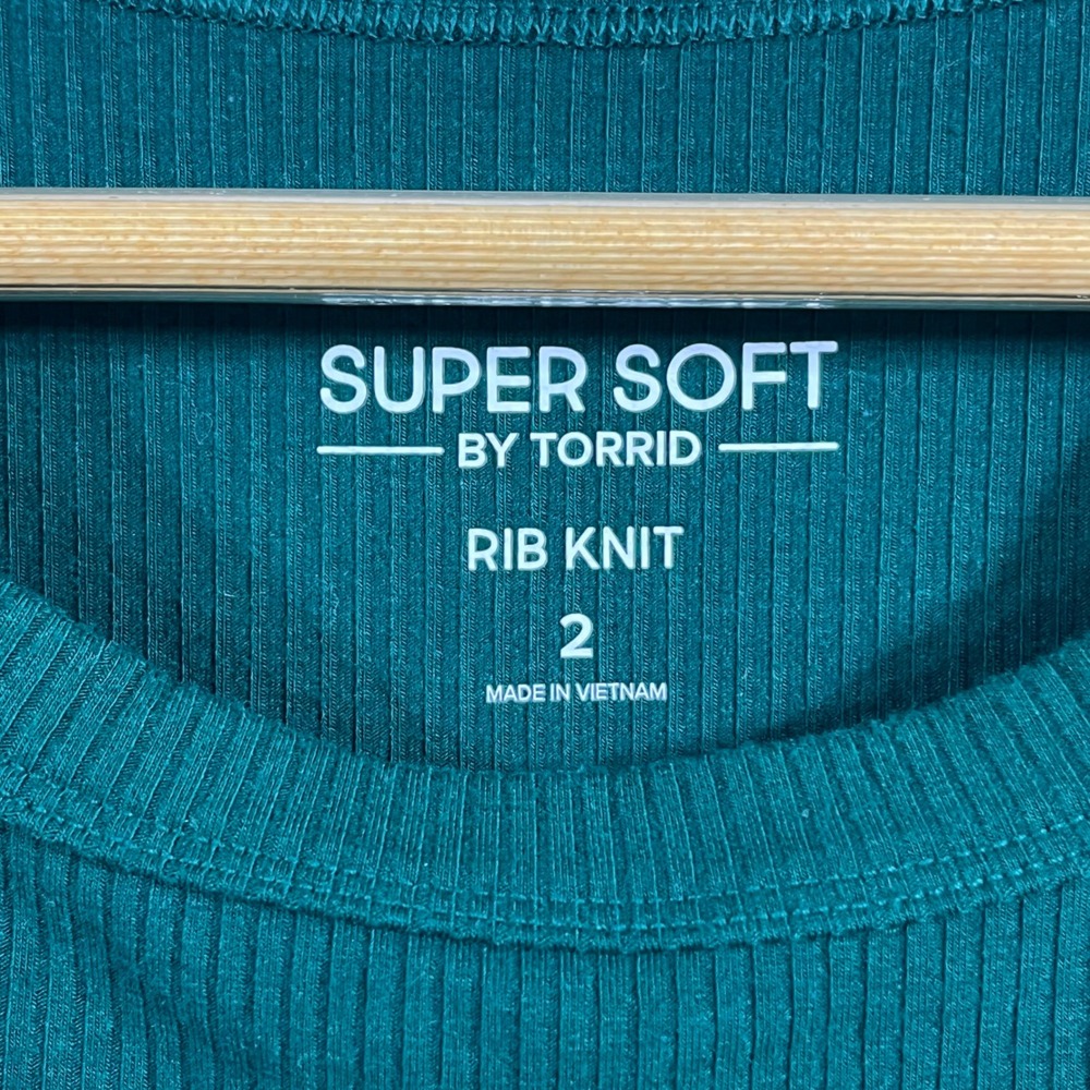 Torrid Super Soft Minimalist 90s Preppy Rib Knit Tank Top Womens 2x Crew Neck - Picture 5 of 9